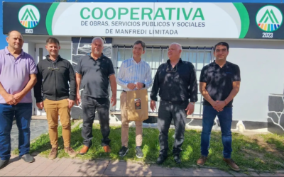 Reunión de trabajo en la Cooperativa de Manfredi